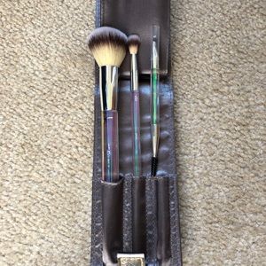 IT Cosmetics Gold Unicorn Traveling Brush Kit